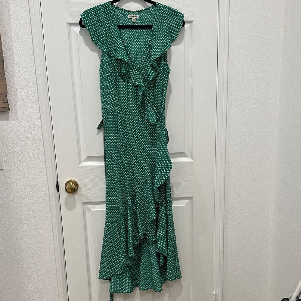 Max Studio Ruffle Top & Skirt Asymmetrical Wrap Around Green Dress